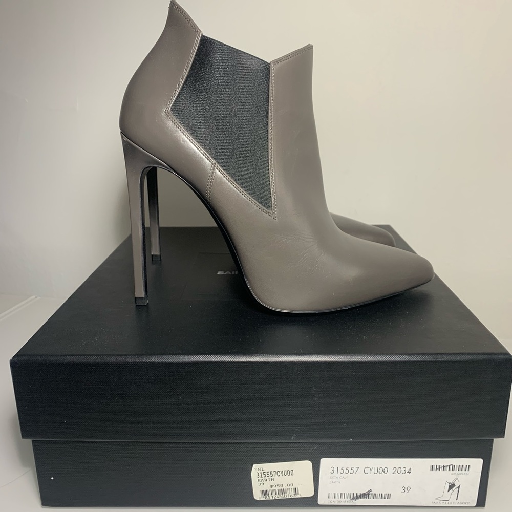 *SUPER SALE* SAINT LAURENT PARIS BOOTIES